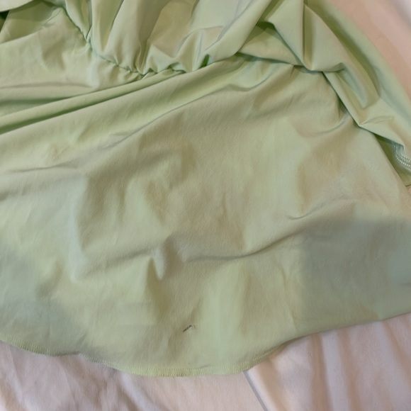Lululemon Court Rival Skirt Sz 4 - Picture 8 of 8